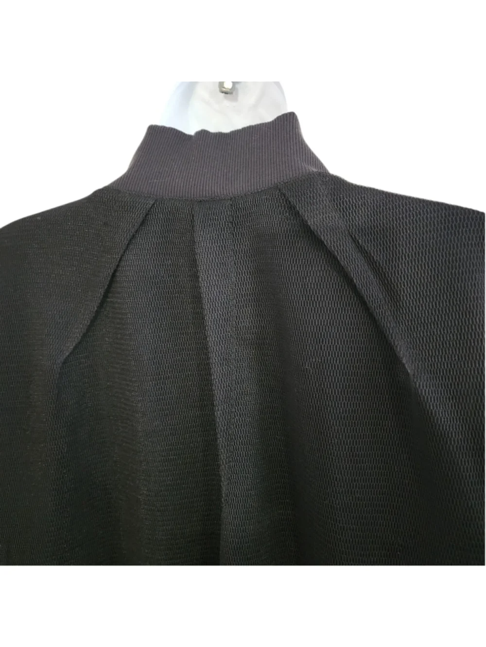 Alo Yoga Field Jacket Gym Workout NWT Womens Size L - Black